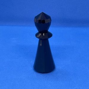 FREE GIFT WITH PURCHASE + SWAROVSKI KING CHESS Black Crystal Piece